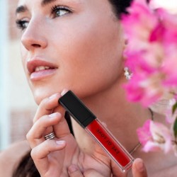 EYE OF LOVE - MATCHMAKER CRIMSON KISS RED LIP GLOSS VOLUMIZING EFFECT WITH PHEROMONES 8.5 ML